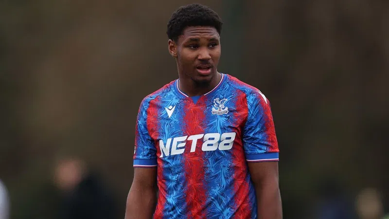 Jemiah Umolu Joins Bromley on Loan from Palace