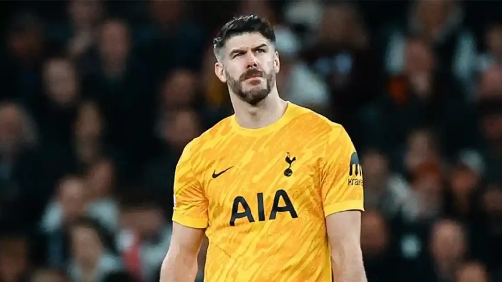 Bournemouth sign Fraser Forster on short-term deal