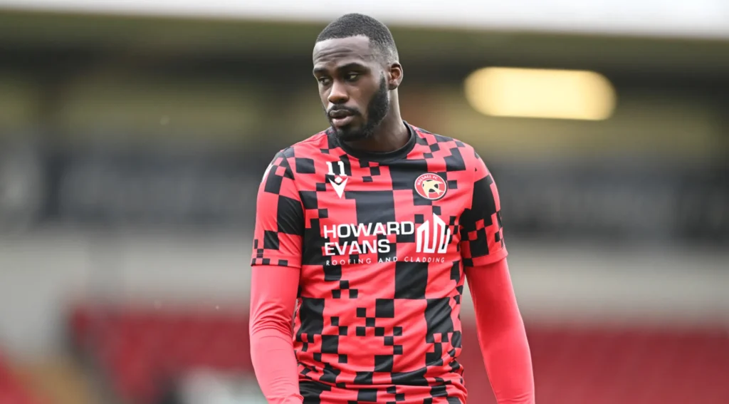 Amantchi and Ward Join Gateshead