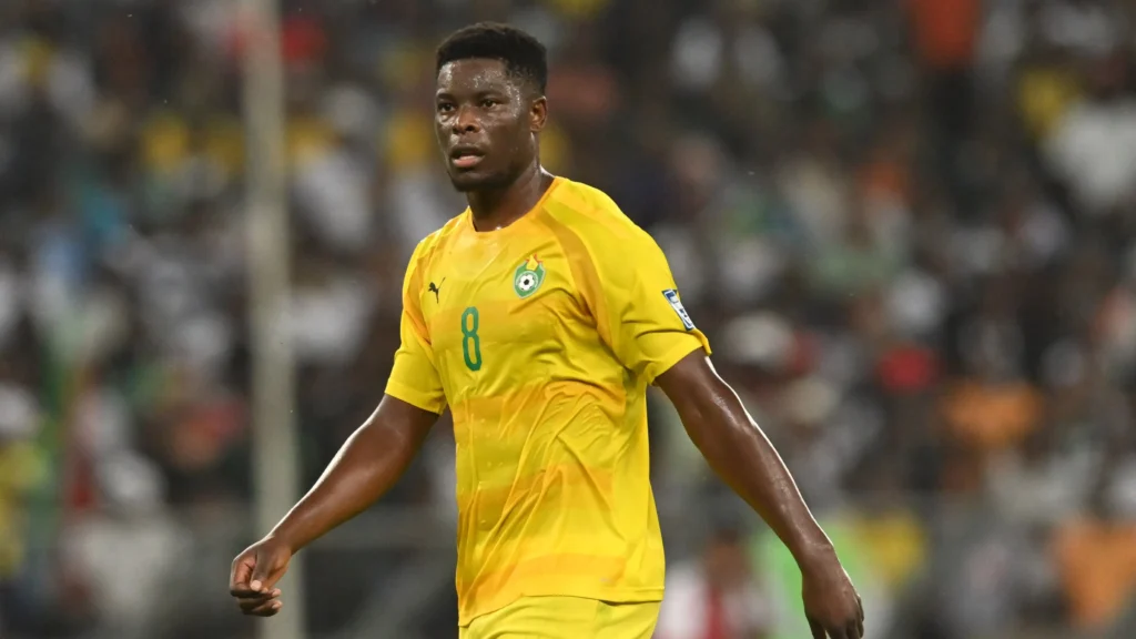 Munetsi Leaves Wolves for Paris FC Loan Move