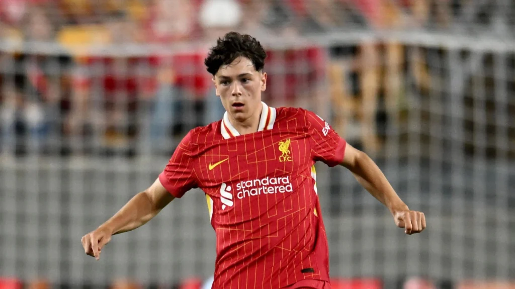 Liverpool Defender Chambers Joins Charlton on Loan