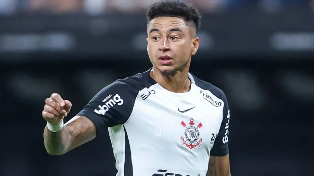 Lingard in Talks with Corinthians Over Move