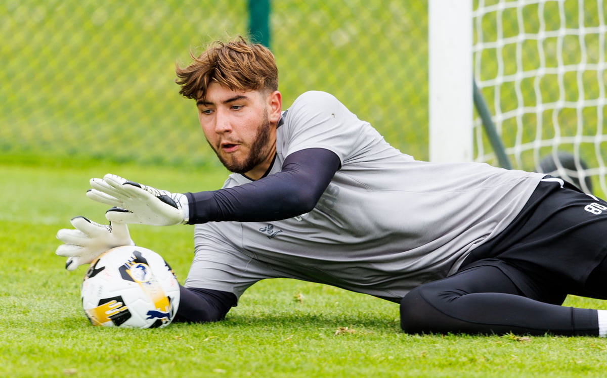 Partick Thistle Sign Hearts Keeper McFarlane on Loan