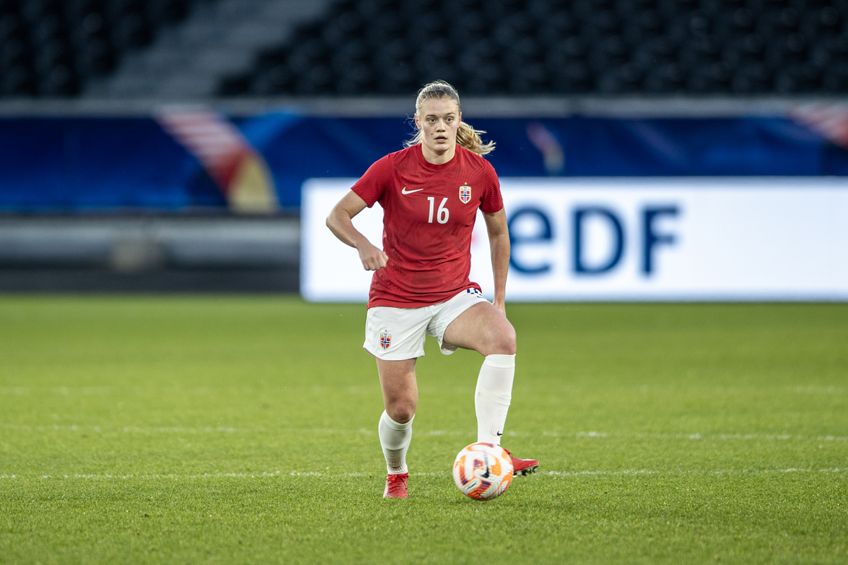 Harviken Joins Aston Villa From Juventus