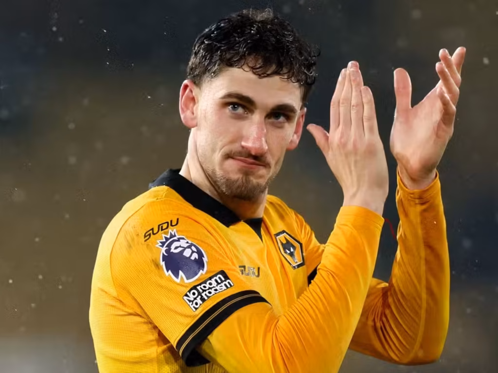 Club America Sign Wolves' Bueno on Loan