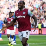 Watford Sign Former West Ham Forward Antonio